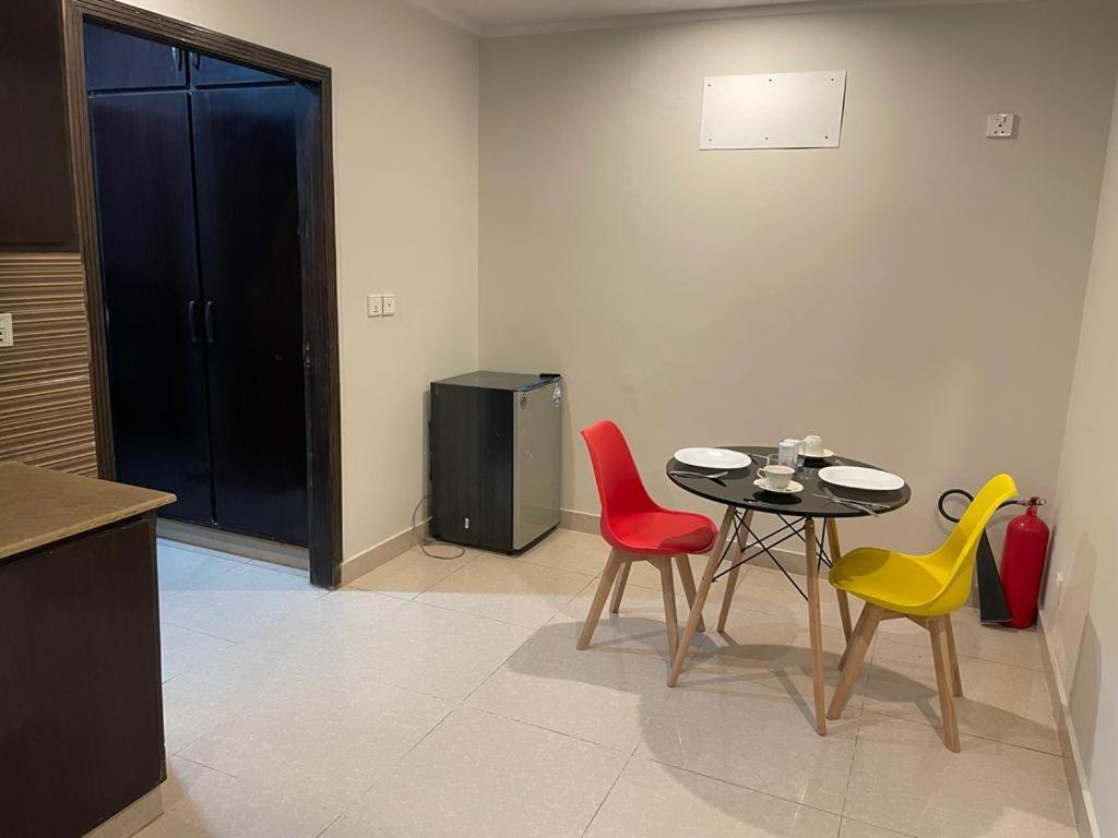 Apartament Marine Tower Rawalpindi Zewnętrze zdjęcie